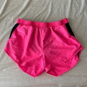 Under Armor shorts size XL